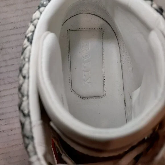 BALLY men's size 10 D white leather sneakers. - Picture 6 of 9